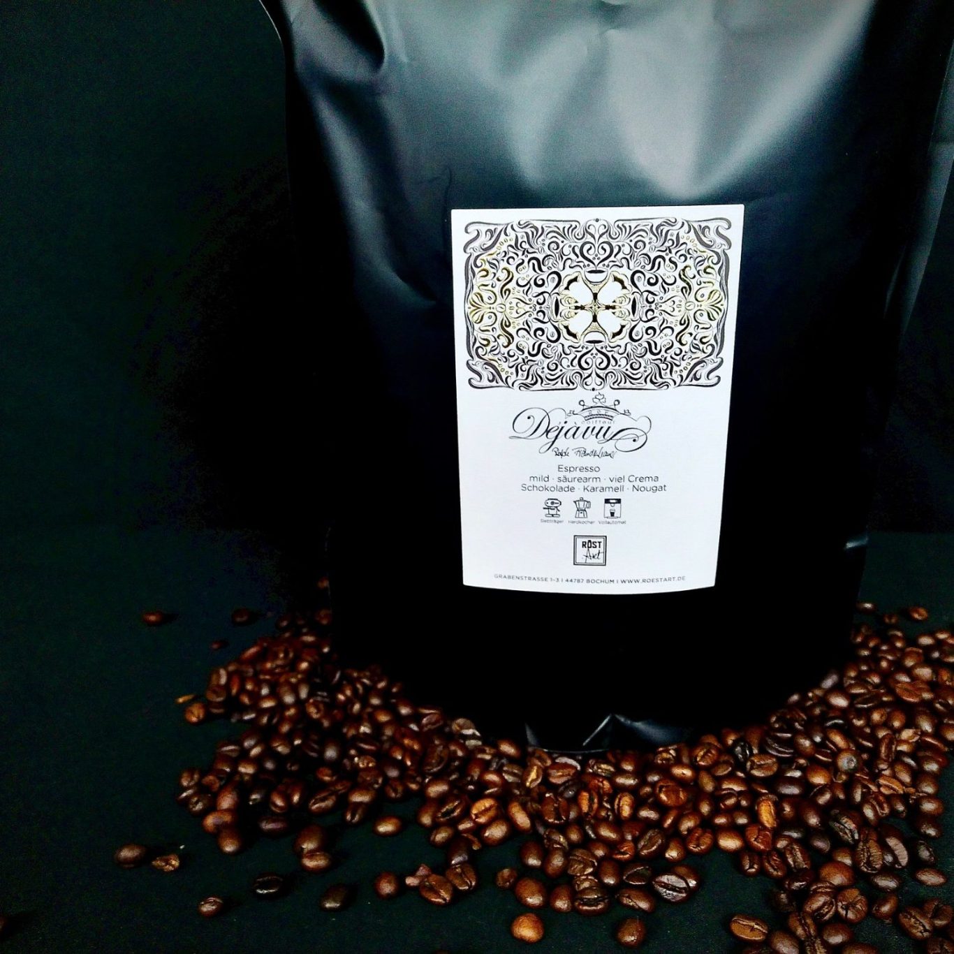 Kaffee RöstArt Verpackung mit Bohnen

